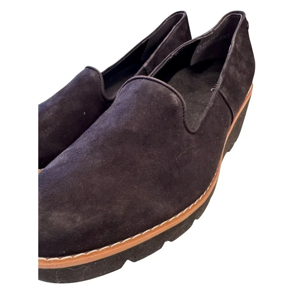Vionic Willawedge Black Suede Size 9 NWOB Orthotic Arch Support